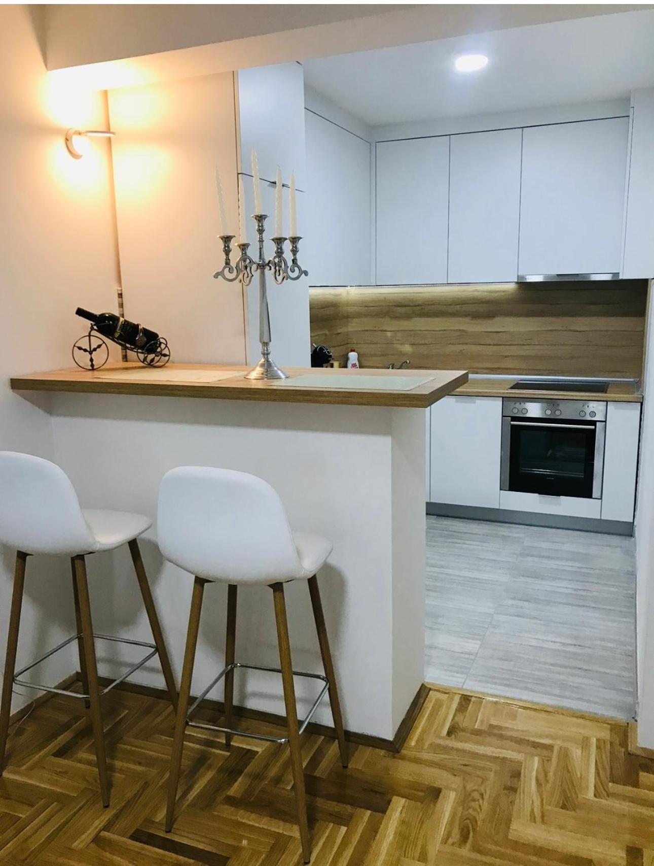 Nora Apartment *